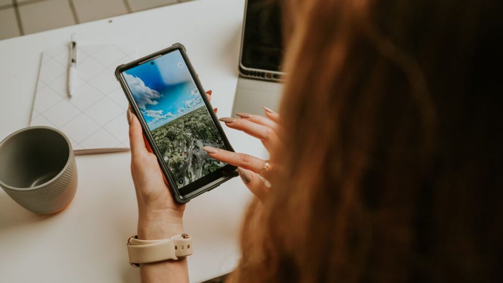 rujukan hutang melalui nombor telefon yang digunakan untuk panggilan kutipan