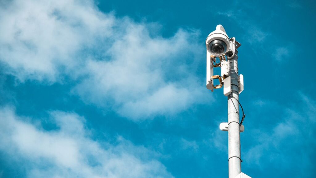 pemasangan kamera SOLAR CCTV MALAYSIA di kawasan luar
