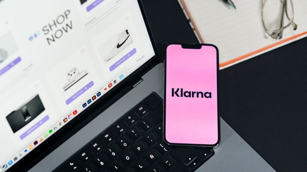 Pilih produk Shopee Affiliate selepas menyemak kedai, harga dan variasi